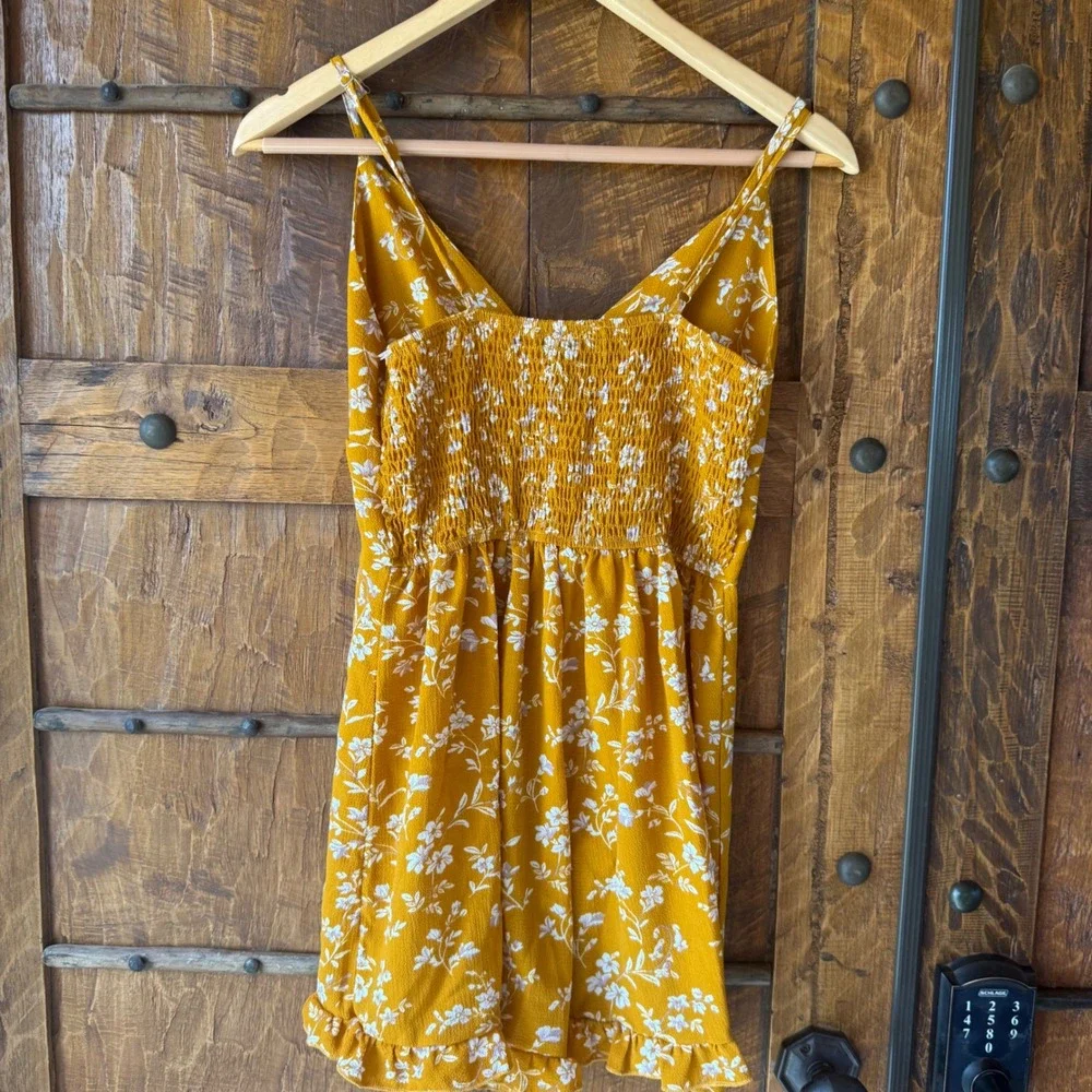 Cider Mustard Yellow Floral Romper V-Neck Smocked Back Ruffle Hem Buttons Small